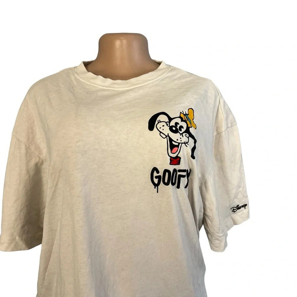 3/$30 🍂 H&M x Disney Trevor Andrew Goofy Collab Oversized Shirt - Picture 4 of 9
